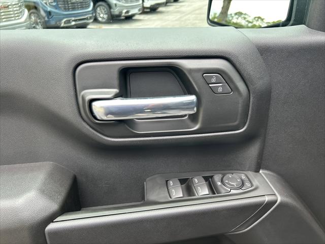 2026 Chevrolet Silverado 1500 4WD Crew Cab Short Bed Custom