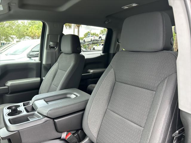 2026 Chevrolet Silverado 1500 4WD Crew Cab Short Bed Custom