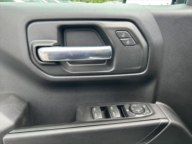 2026 Chevrolet Silverado 1500 4WD Crew Cab Short Bed Custom