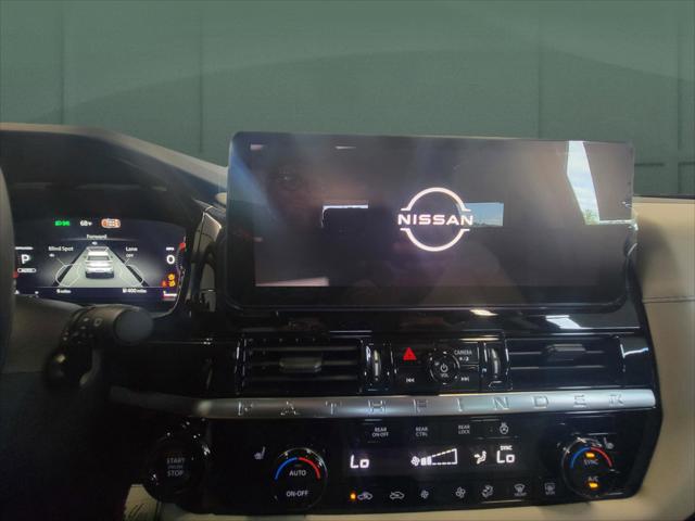 2026 Nissan Pathfinder SL