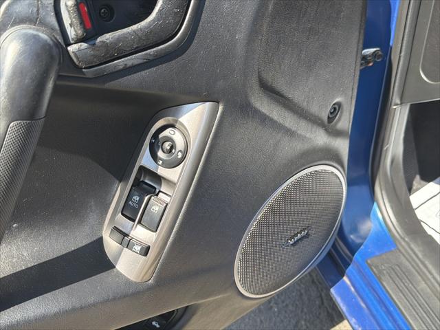 2004 Hyundai Tiburon GT COUPE 2D