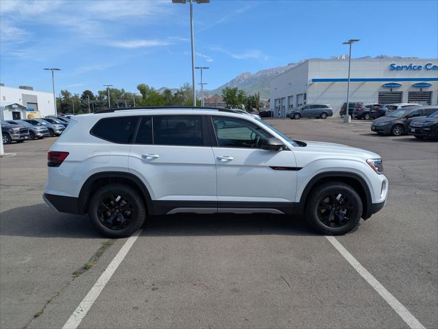 2026 Volkswagen Atlas Peak Edition