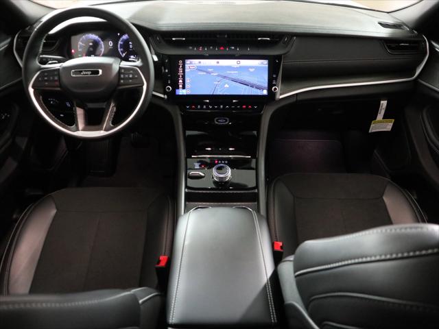 2026 Jeep Grand Cherokee L Altitude 4x4