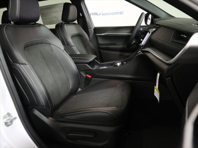 2026 Jeep Grand Cherokee L Altitude 4x4