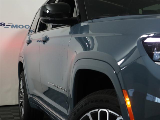 2026 Jeep Grand Cherokee L Summit 4x4