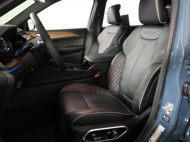 2026 Jeep Grand Cherokee L Summit 4x4