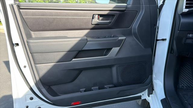2026 Toyota Tundra SR5 CrewMax 5.5' Bed