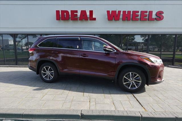 2019 Toyota Highlander XLE for sale in Sioux City, IA