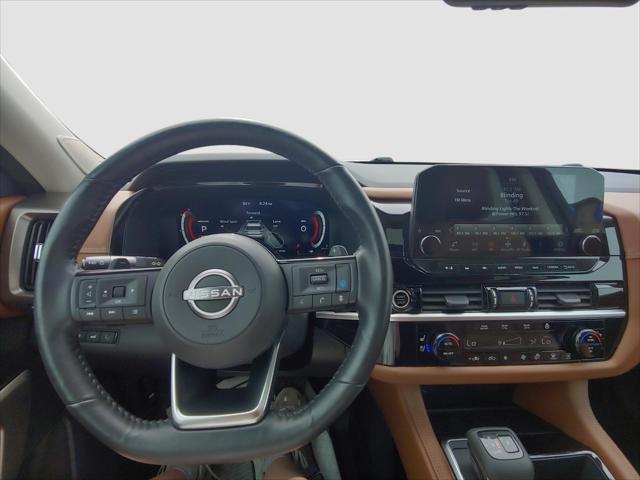 2023 Nissan Pathfinder Platinum 4WD