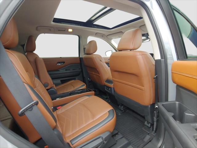 2023 Nissan Pathfinder Platinum 4WD