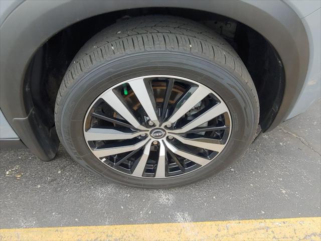 2023 Nissan Pathfinder Platinum 4WD