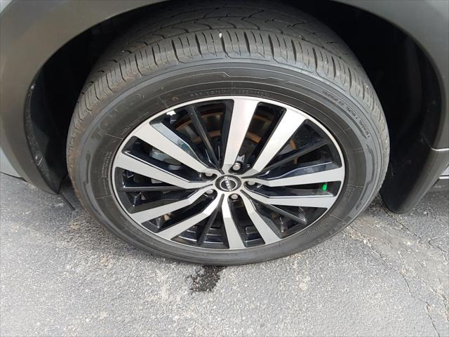 2023 Nissan Pathfinder Platinum 4WD