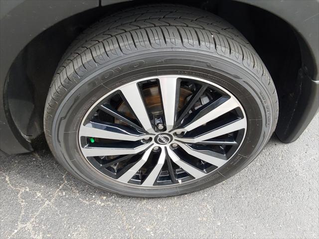 2023 Nissan Pathfinder Platinum 4WD