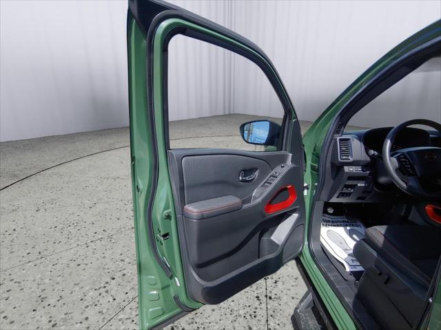 2024 Nissan Frontier Crew Cab PRO-4X 4x4