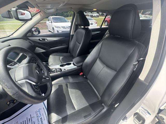 2023 INFINITI Q50 LUXE AWD