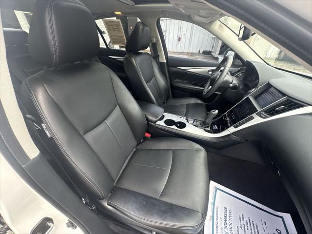 2023 INFINITI Q50 LUXE AWD