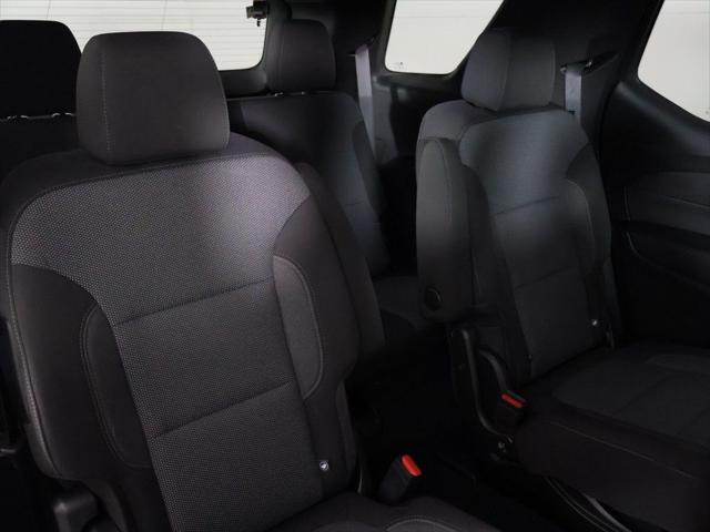 2023 Chevrolet Traverse FWD LT Cloth