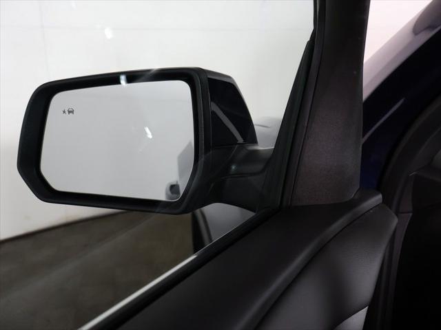 2023 Chevrolet Traverse FWD LT Cloth