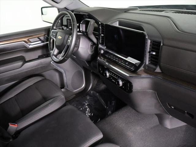 2023 Chevrolet Silverado 1500 4WD Crew Cab Short Bed LT with 2FL