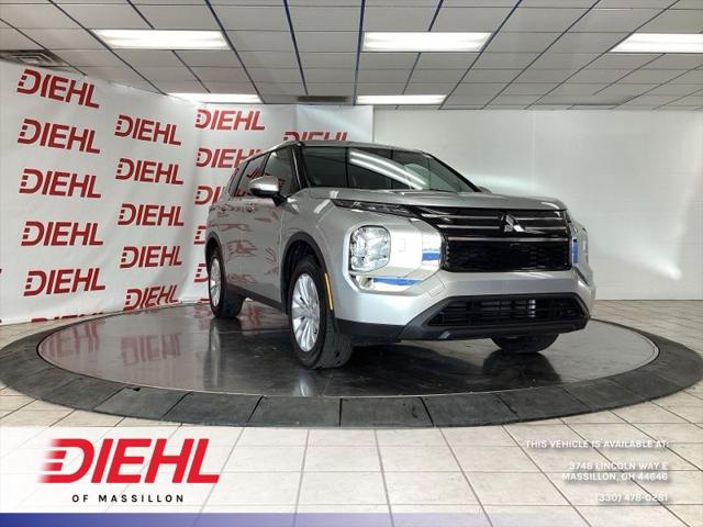 2025 Mitsubishi Outlander ES 2.5 S-AWC for sale in Massillon, OH
