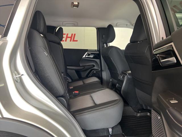 2025 Mitsubishi Outlander ES 2.5 S-AWC