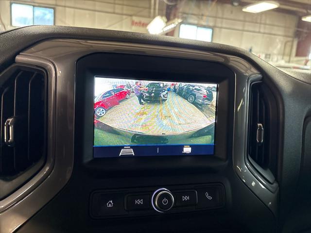 2021 Chevrolet Silverado 1500 4WD Crew Cab Standard Bed Custom Trail Boss