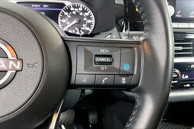 2025 Nissan Pathfinder SV - Photo 19