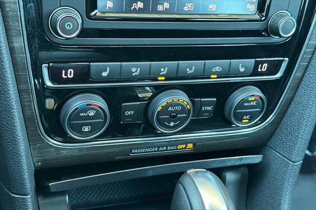2017 Volkswagen Passat 1.8T SE