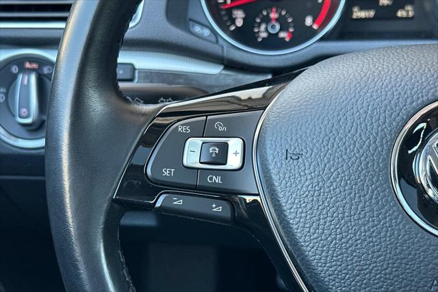 2017 Volkswagen Passat 1.8T SE