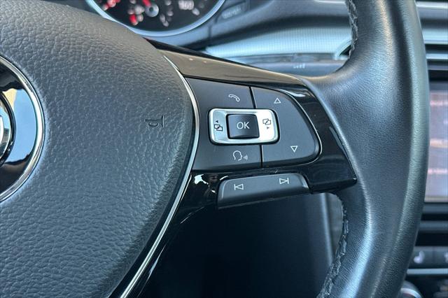2017 Volkswagen Passat 1.8T SE
