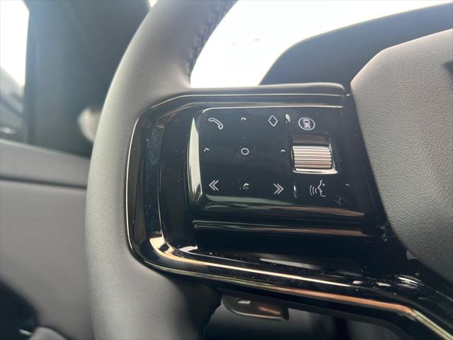 2025 Land Rover Range Rover Evoque Dynamic SE