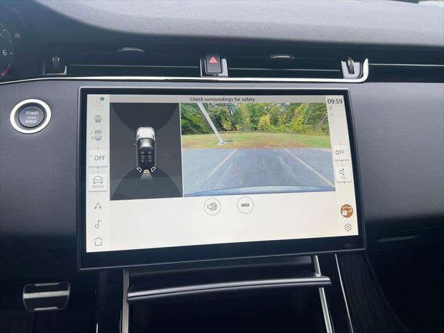 2025 Land Rover Range Rover Evoque Dynamic SE