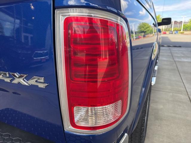 2017 Ram 1500 Laramie Crew Cab 4x4 5'7" Box