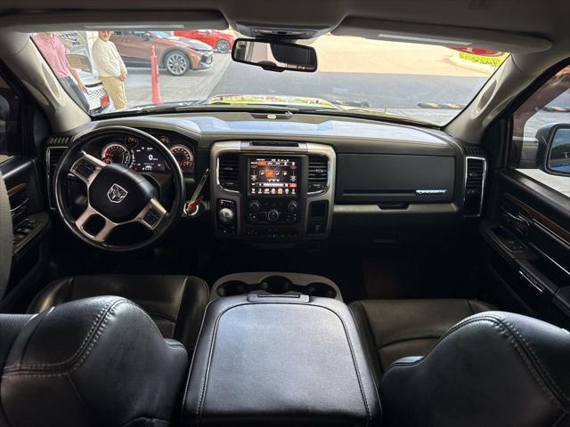 2017 Ram 1500 Laramie Crew Cab 4x4 5'7" Box