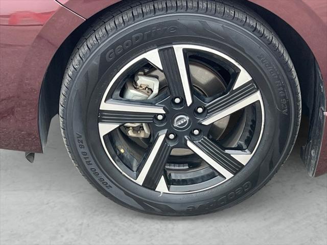 2024 Nissan Sentra SV Xtronic CVT