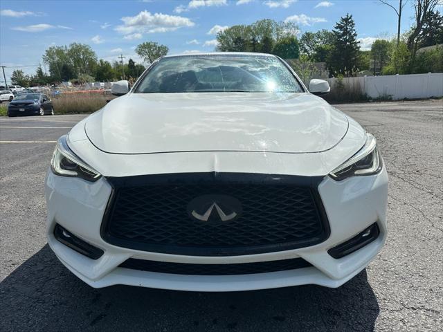 2019 INFINITI Q60 3.0t LUXE