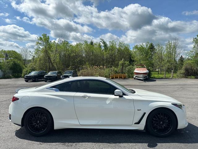 2019 INFINITI Q60 3.0t LUXE