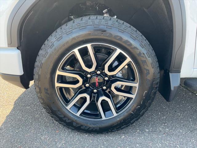 2026 GMC Sierra 1500 Crew Cab, Short Bed, AT4, 4WD