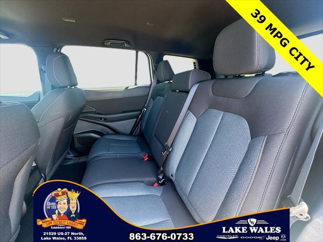 2026 Jeep Cherokee Laredo