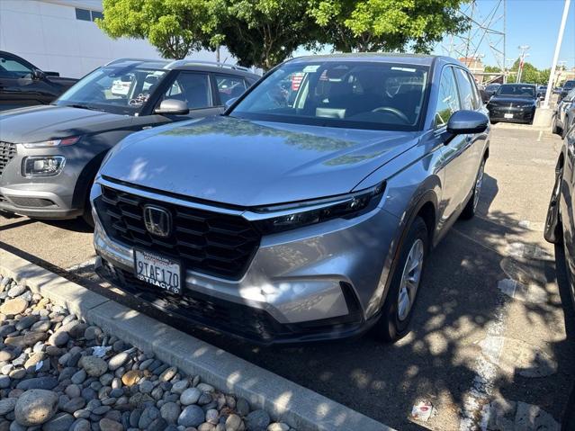 2025 Honda CR-V LX AWD's photo