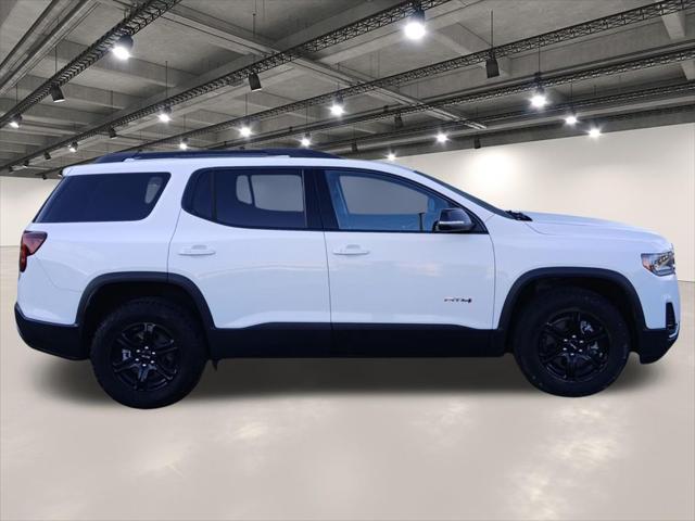 2023 GMC Acadia AWD AT4