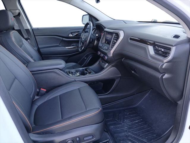 2023 GMC Acadia AWD AT4