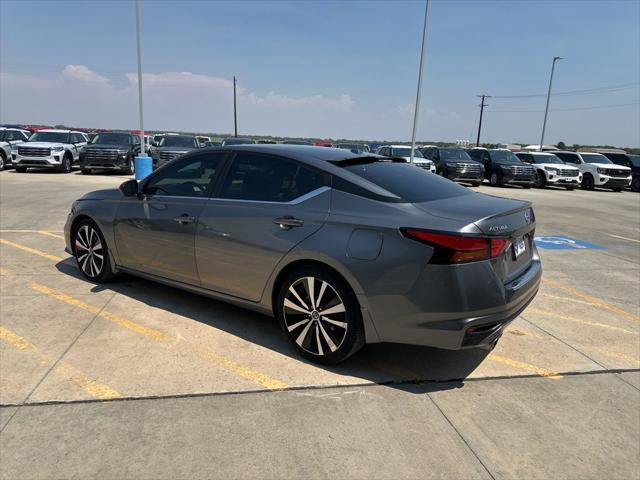 2022 Nissan Altima SR FWD