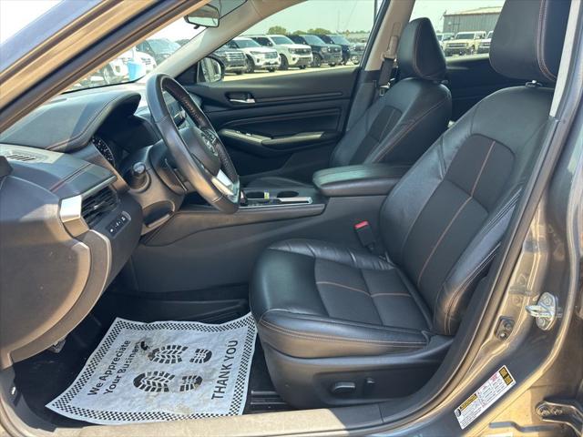 2022 Nissan Altima SR FWD