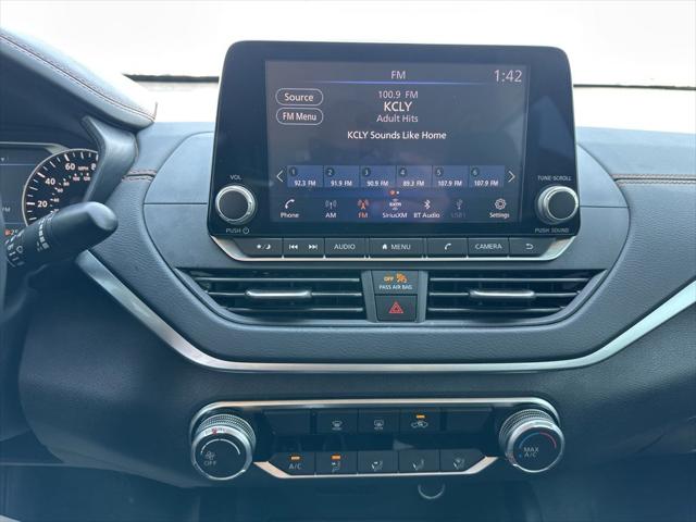 2022 Nissan Altima SR FWD
