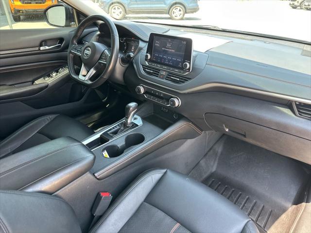 2022 Nissan Altima SR FWD