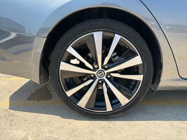 2022 Nissan Altima SR FWD