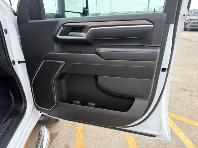 2025 Chevrolet Silverado 2500HD 4WD Crew Cab Standard Bed LT
