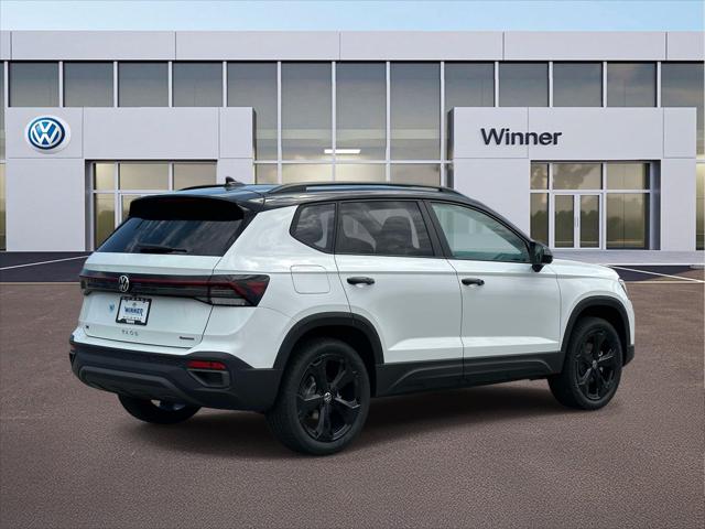 2026 Volkswagen Taos SE Black
