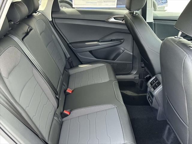 2026 Volkswagen Taos SE Black